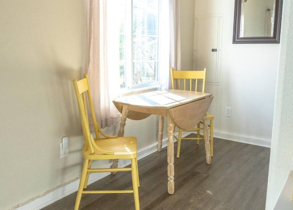 Waddle On Inn- Hot Tub, Pet Friendly, Fully Fenced, 5 Blocks To Beach! Ocean Park 외부 사진